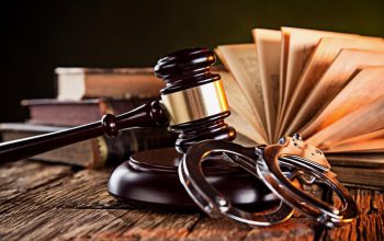 Navigating the Legal System with a Criminal Lawyer